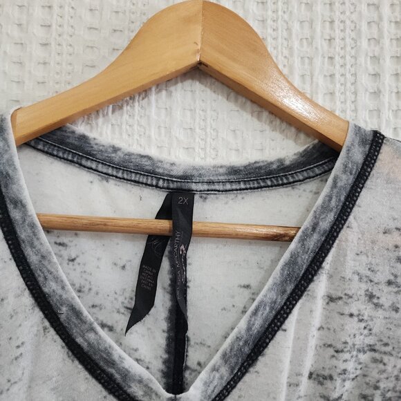 Melissa McCarthy Seven7 Le Meow Cat Graphic Burnout Tunic Top Women’s Plus 2X - Picture 7 of 11